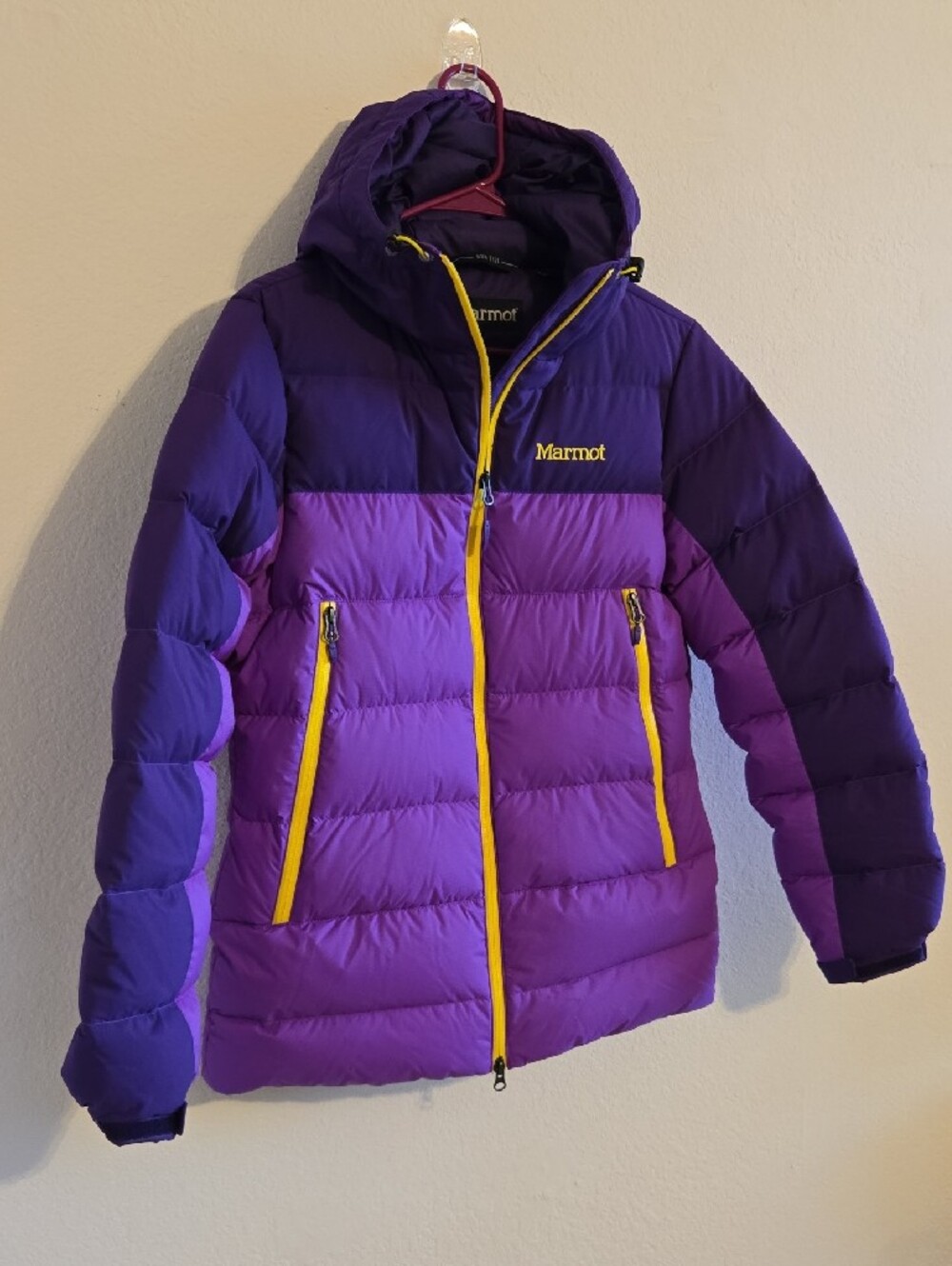 Marmot Purple Hooded Puffer Jacket - Small - Picture 2 of 16
